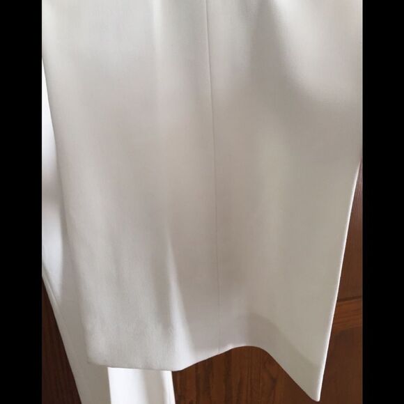 NWOT Liz Claiborne white pants, straight leg, zipper/hook closure, mid-rise, 8R - Picture 7 of 8